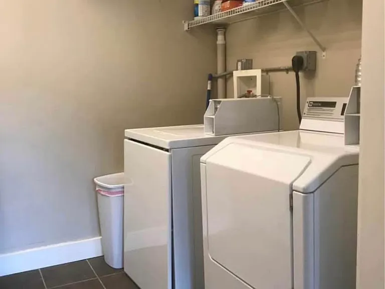 178 Main St #1 — Photo 5