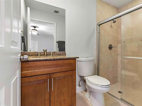 5th image of 1120 Hyacinth Pl #1124