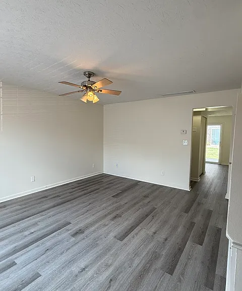 Westwind Townhomes — Photo 6