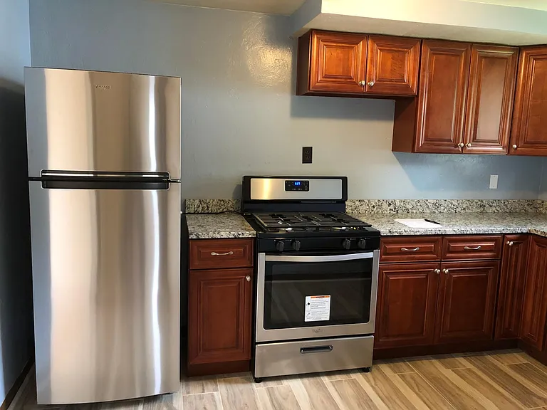 kitchen - picture 2