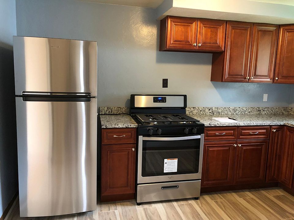 kitchen - picture 2