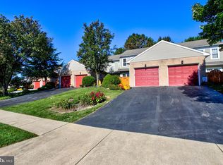 124 Pinnacle Point Dr, Lancaster, PA 17601