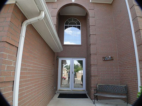 3rd image of 8304 Cedar Creek Dr NW
