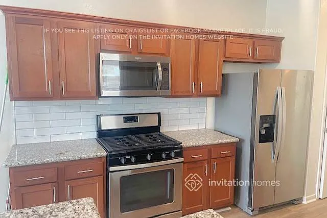 18702 Walden Glen Cir — Photo 4