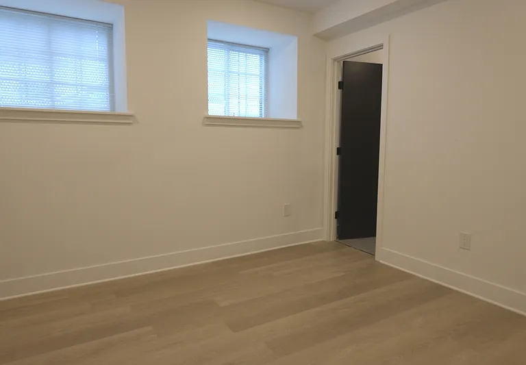 1901 E Willard St #103 — Photo 9