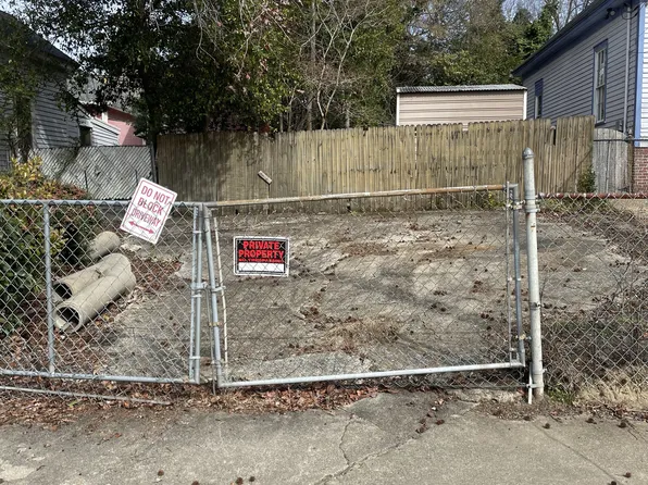 1083 Elm St, Macon, GA 31201