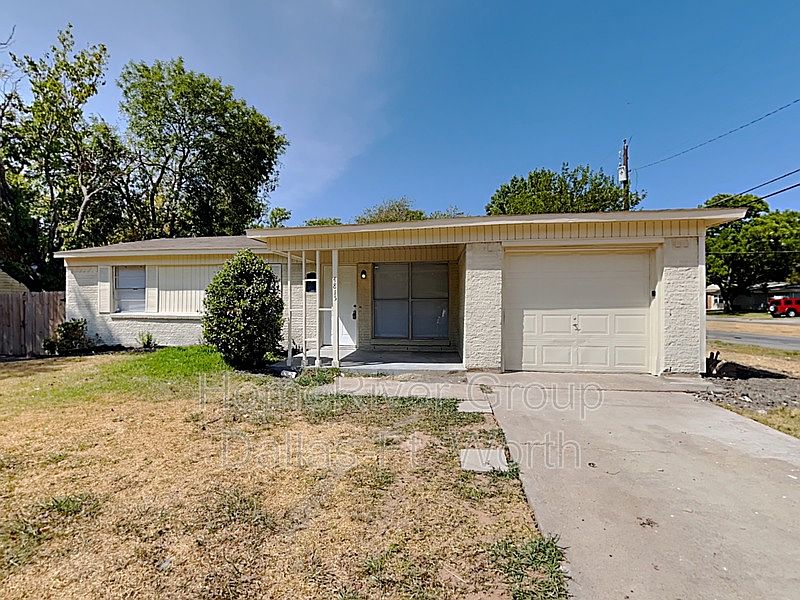 1st image of 4815 San Marcus Dr
