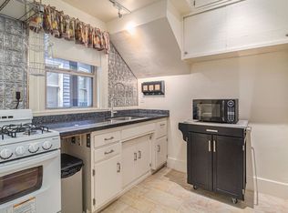 2200 Santa Clara Ave #A, Alameda, CA 94501