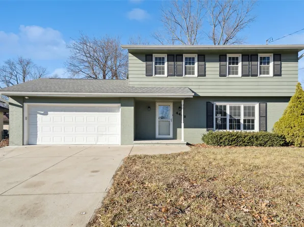 4402 62nd St, Urbandale, IA 50322