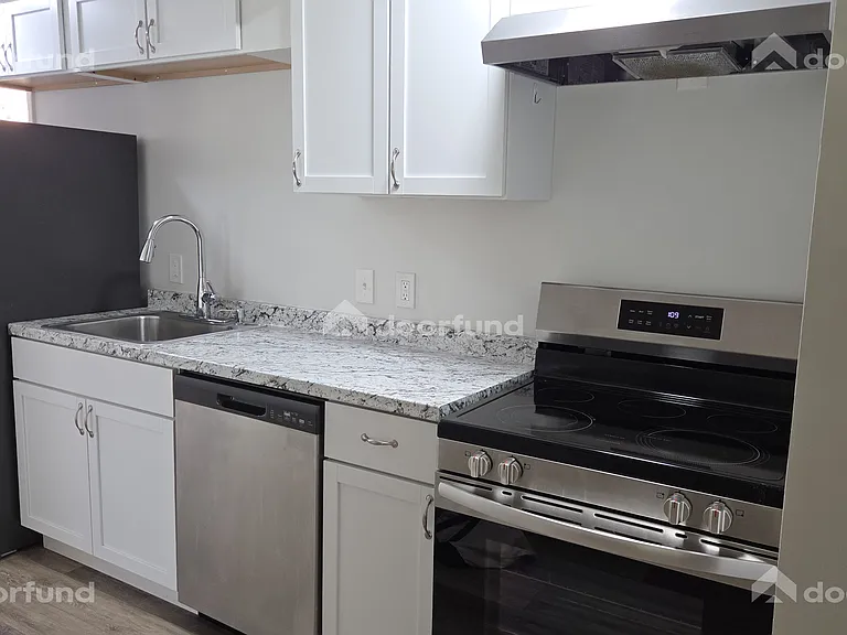 156 Columbus St #2 — Photo 14