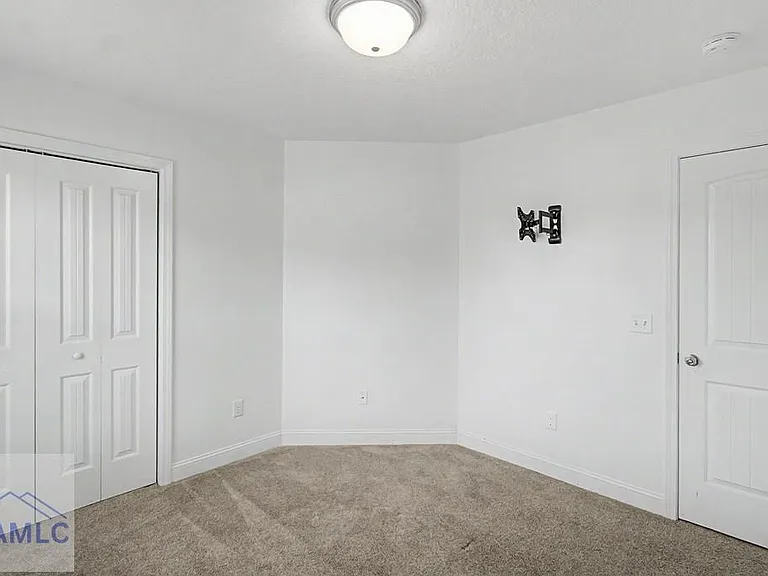 390 Fairview Cir — Photo 27