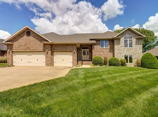 731 S Long Dr, Springfield, MO 65802