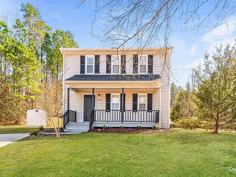 3019 Sprucewood Dr — Photo 1