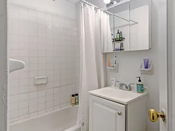 244 East 90th Street image 7 of 8