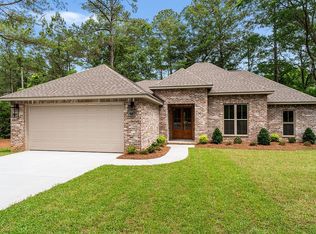 38 Dempsey Conn Rd, Hattiesburg, MS 39401