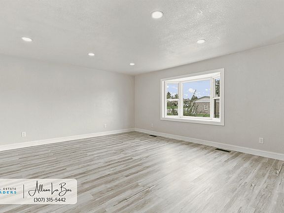 5th image of 3921 Swanton Ave