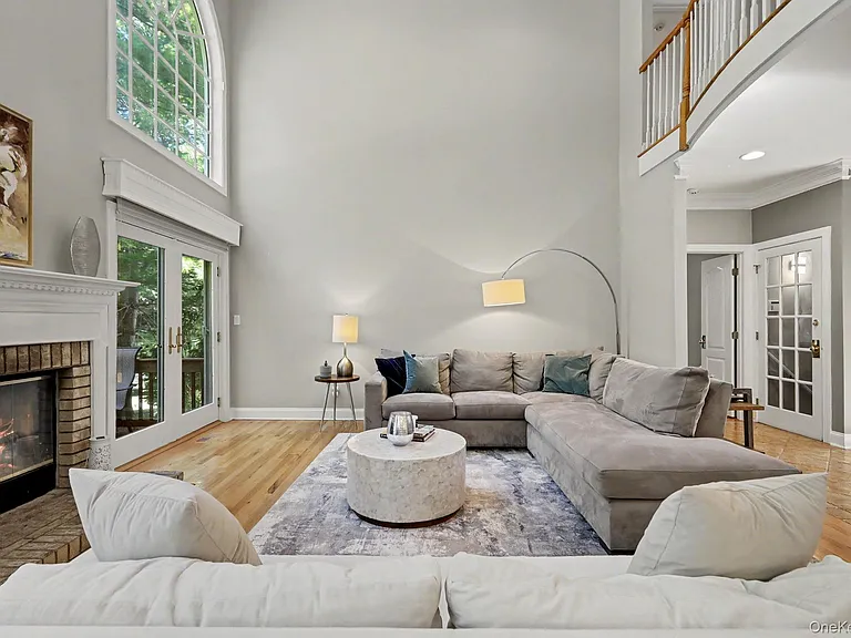 49 Miller Cir — Photo 5