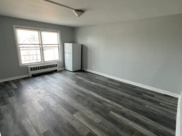 28 Summer St APT C10, Passaic, NJ 07055