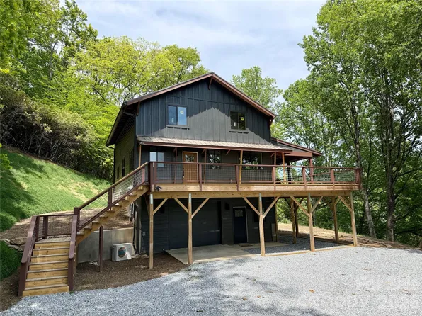 114 Phivo Dr, Balsam Grove, NC 28708