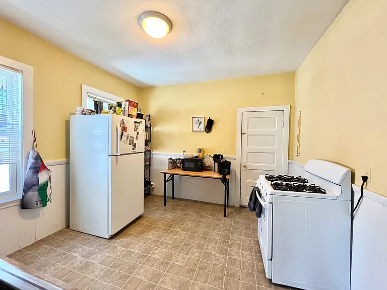 10 Athol St #3 — Photo 6