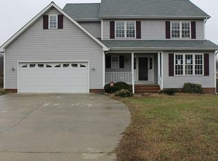 261 Bluffs Ter, Colonial Heights, VA 23834