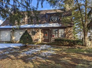 17 N Wisconsin Ave, Addison, IL 60101