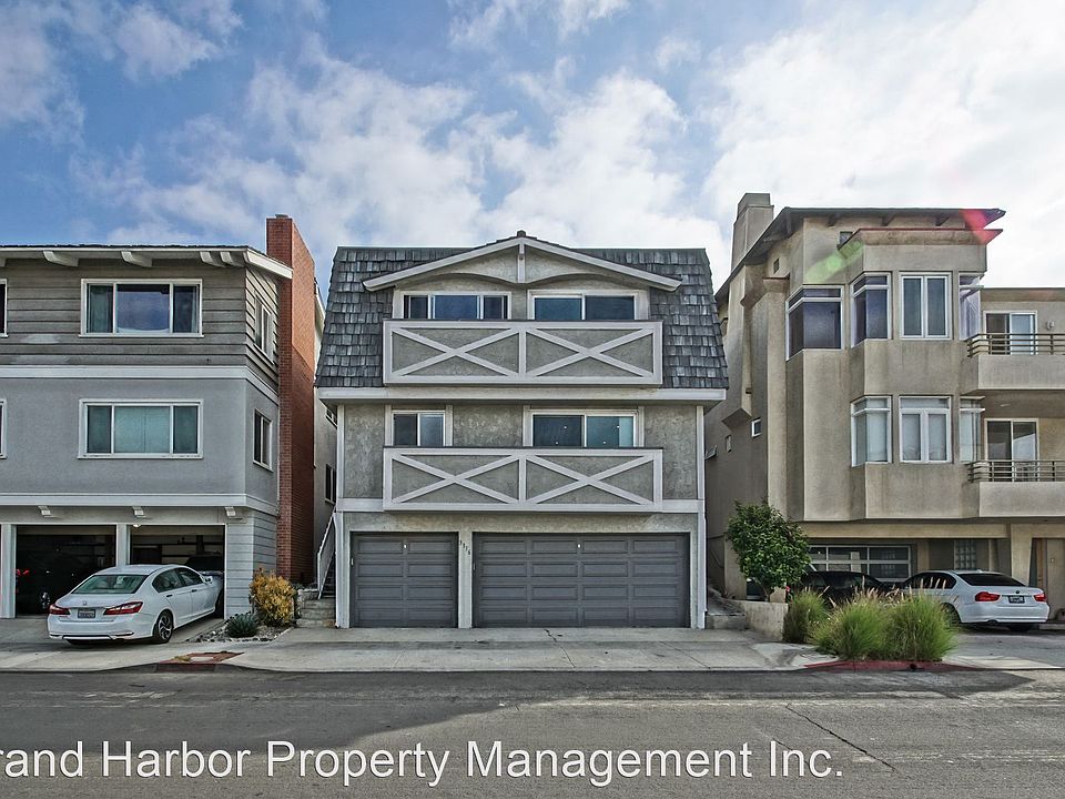 1st image of 3316 Manhattan Ave #B