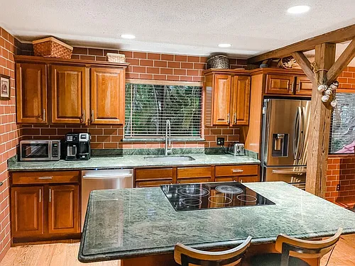 25 Lexington Ln W #E Photo 1
