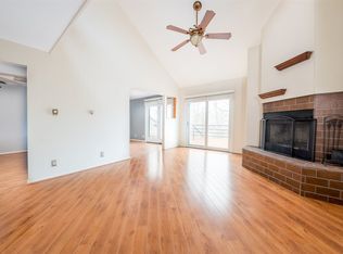 7265 N Lakeside Ct, Peoria, IL 61614