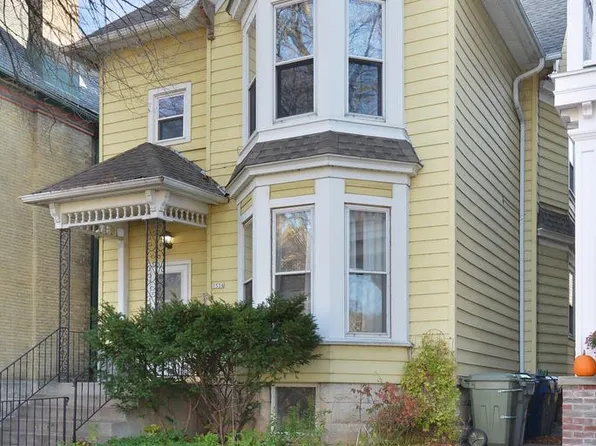 1534 N Marshall St UPPER, Milwaukee, WI 53202