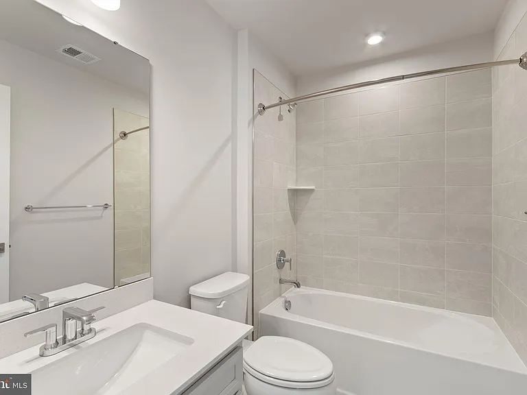 105 McKittrick Dr — Photo 47