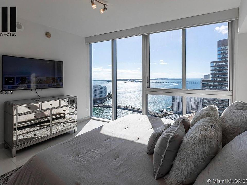 1st image of 485 Brickell Ave. 3210 #3210