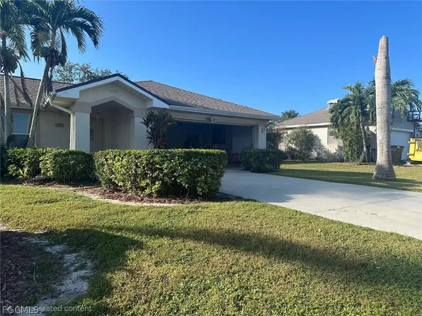 2028 NE 5th Ter, Cape Coral, FL 33909