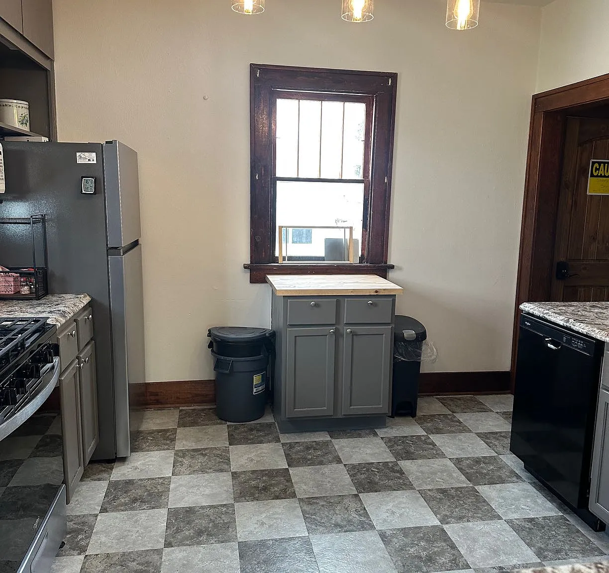 2 bed, $1,800 — Photo 3