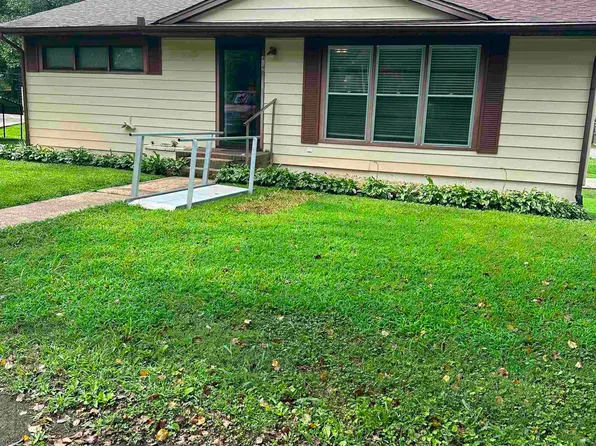 419 Burgess St, Russellville, AL 35653