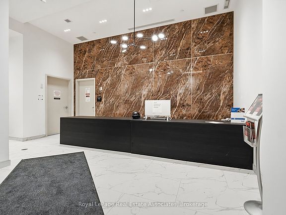 5th image of 33 Erie Ave #1704