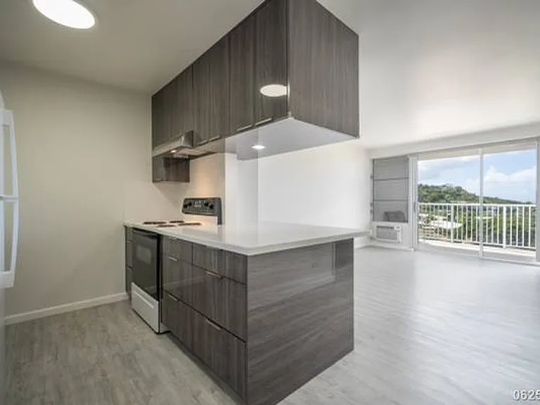 4970 Kilauea Ave #402 — Photo 3