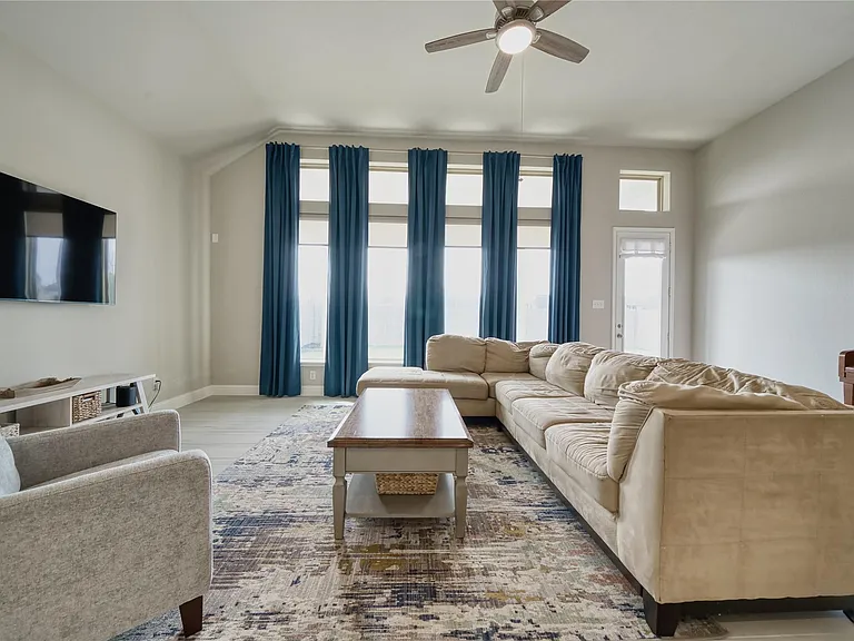 2232 Clements Shore Ln — Photo 23
