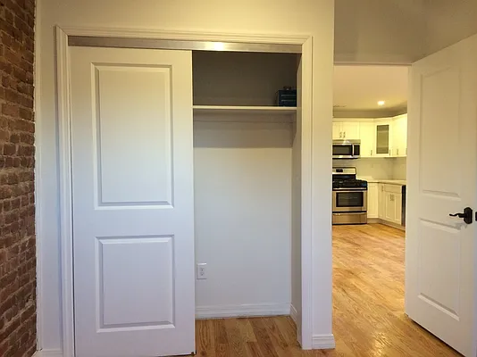 Rented by Elite NY Holdings | media 49