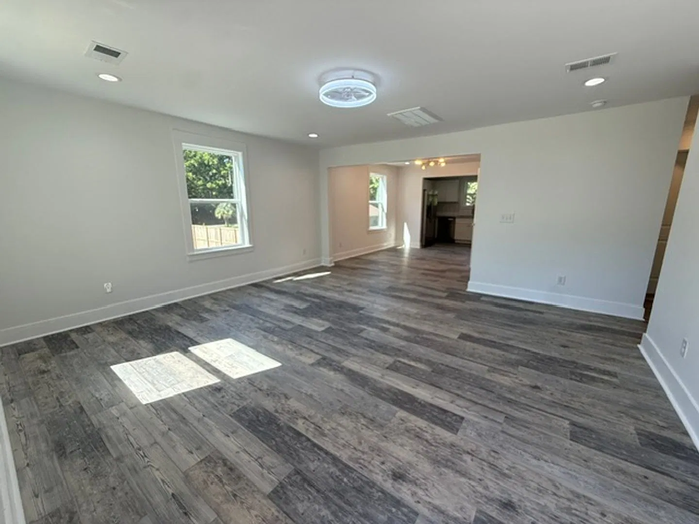 2 Bedroom 2 Bath Apartment in Goose Creek — Photo 4