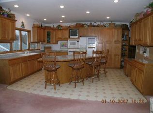 1804 N County Road F, Janesville, WI 53545
