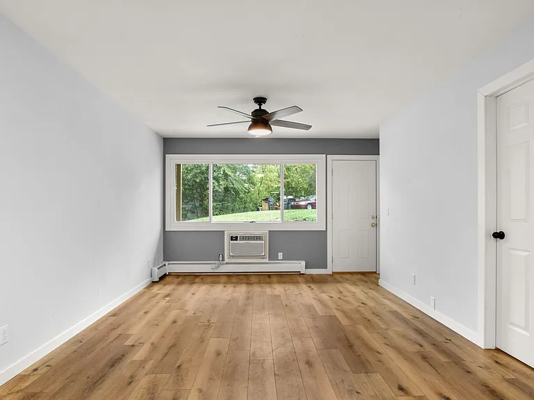 714 Dexter St. — Photo 4