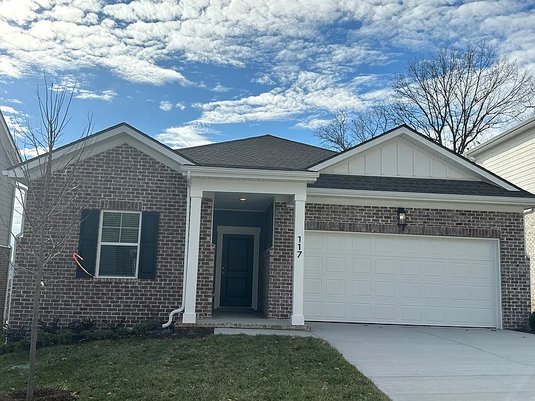 117 Cades Blf — Photo 2