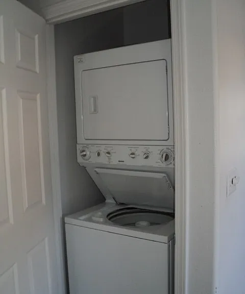 521 Vance Lake Ln — Photo 6