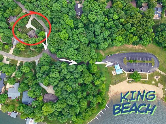 3rd image of 822 Kingsway Cir