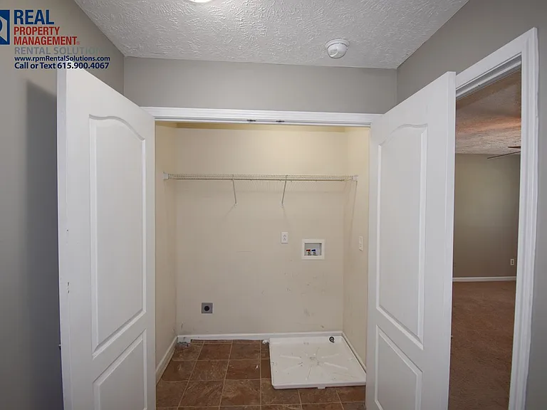 2533 New Holland Cir — Photo 20