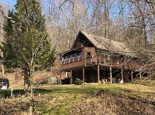 16511 Ash Ridge Dr, Viola, WI 54664