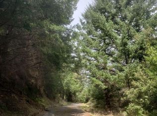 801 Lindley Loop, Whitethorn, CA 95589