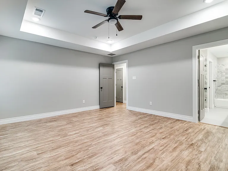 2734 Waters Edge — Photo 12