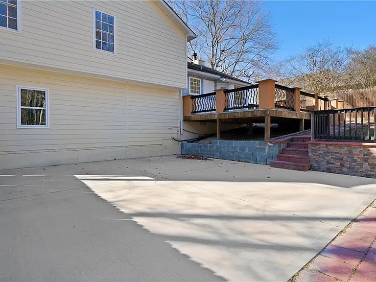 3323 Old Oaks Rd — Photo 24